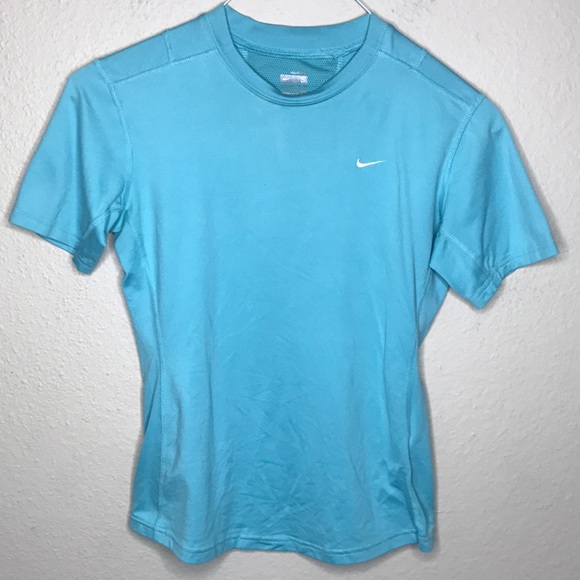 light blue nike shirt women's